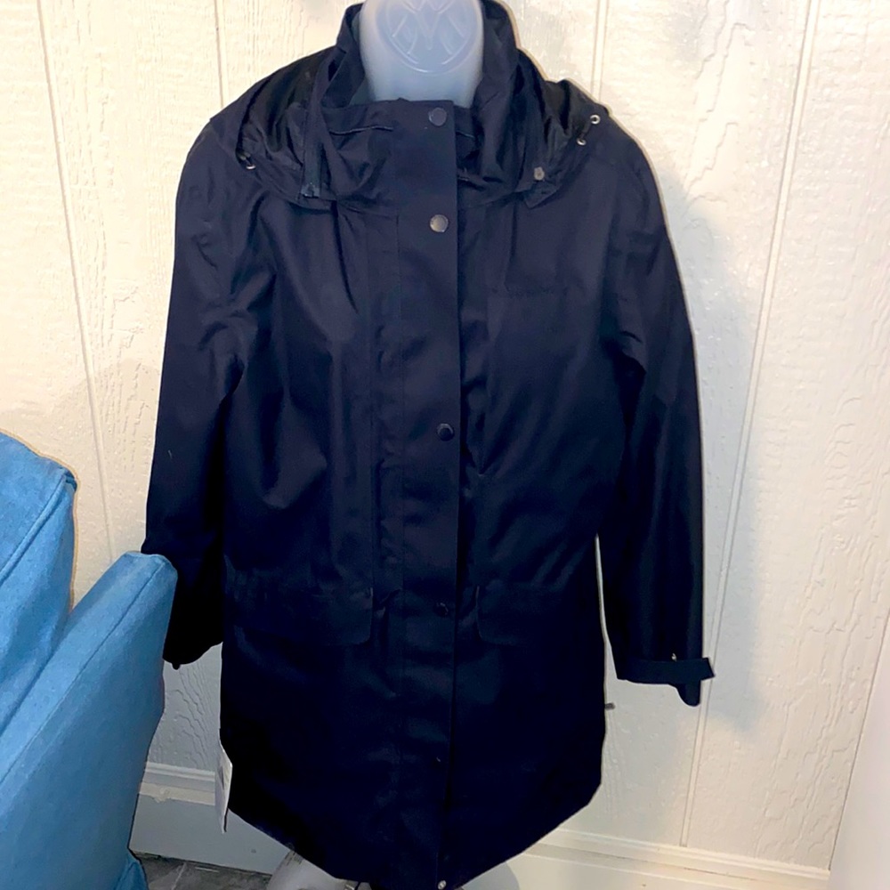 Hooded Jacket Waterproof - image 1